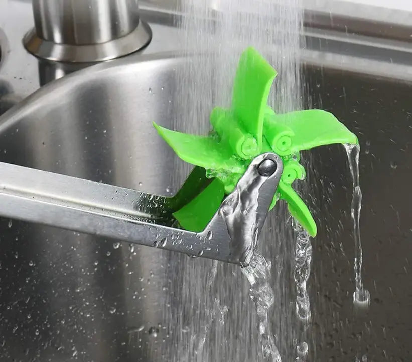 Watermelon Cutter / Easy To Shape the Watermelon Slices in One Pattern. - Saif Official Store