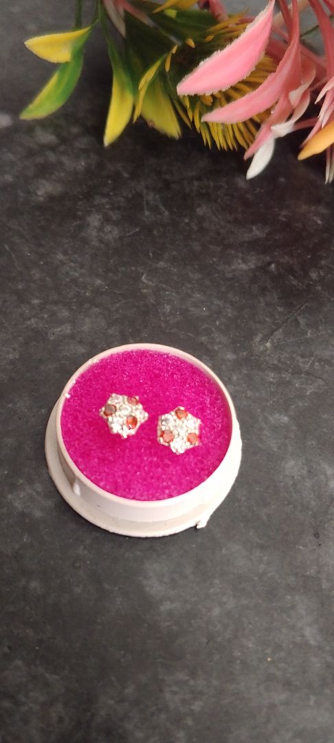 Handcrafted Silver Tops with Stones – Stylish & Lightweight