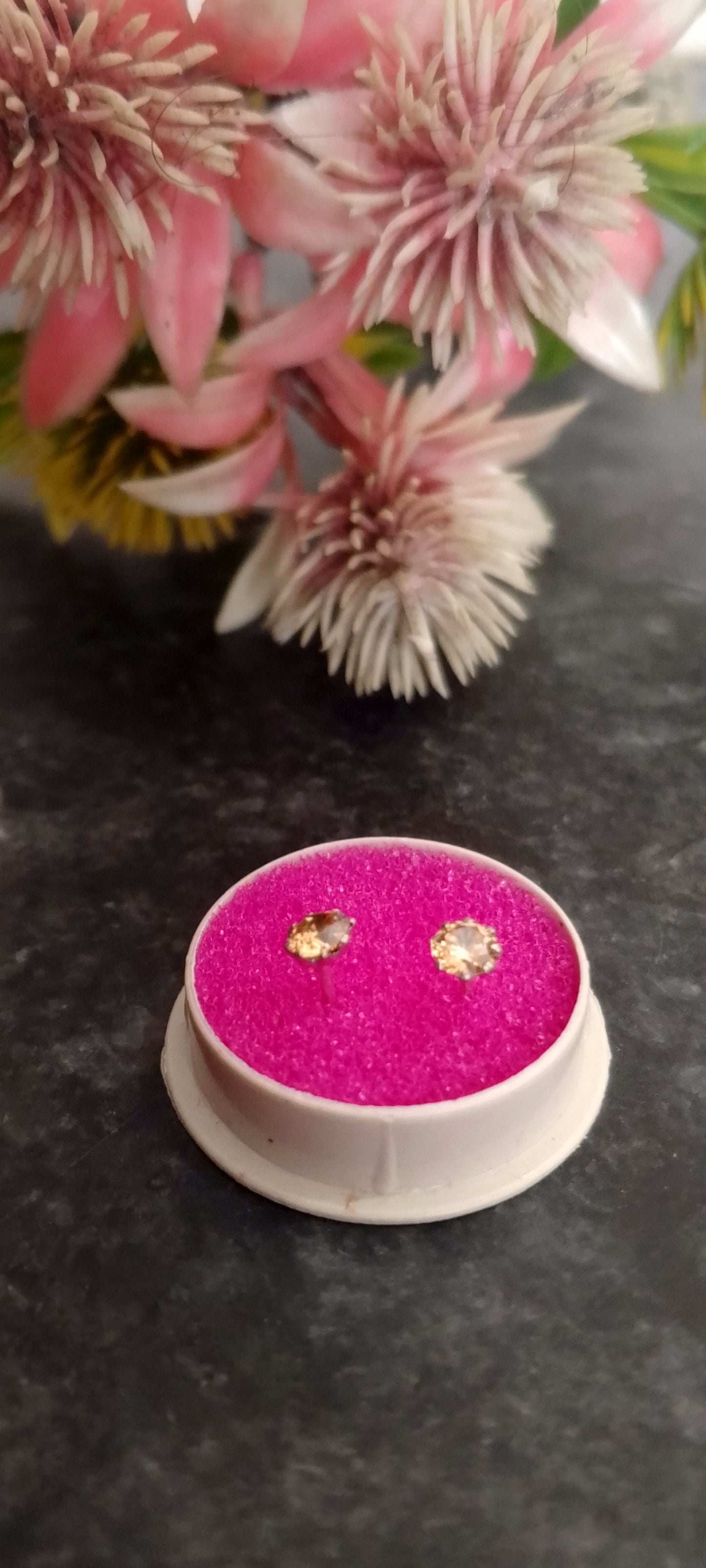 Handcrafted Silver Tops with Stones – Stylish & Lightweight